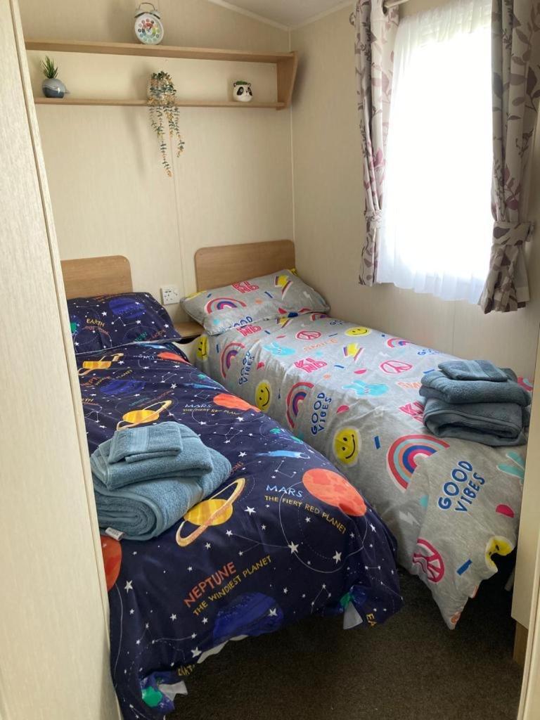 Caravan Hire Thornwick Bay แฟลมโบโร ภายนอก รูปภาพ